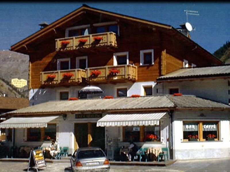 Caravasc Hotel